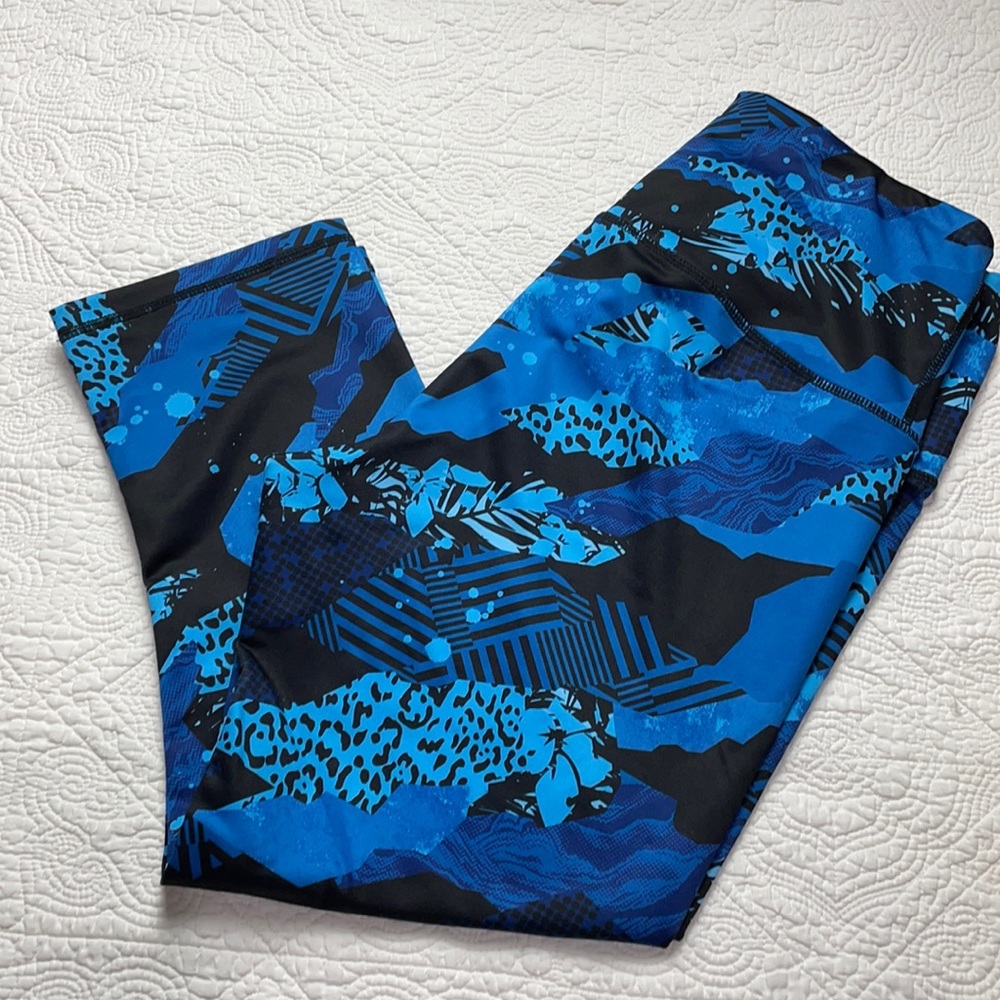 EUC Reebok Crop Leggings—L - Picture 1 of 3